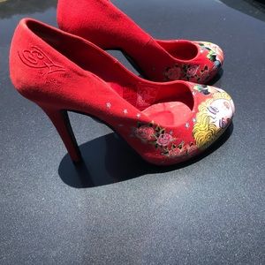 Ed Harvey high heels